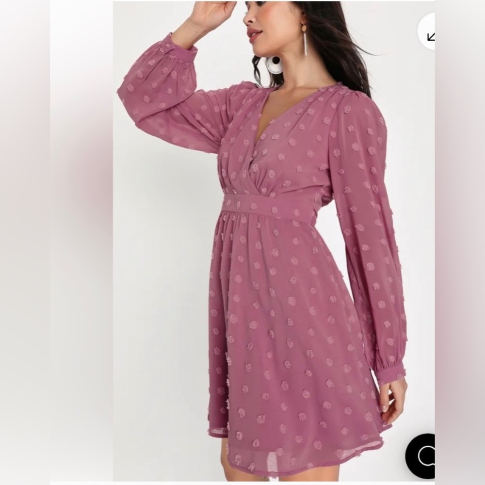 Lulu’s Mauve Pink Dot-Texture Long Sleeve V-Neck Mini Dress